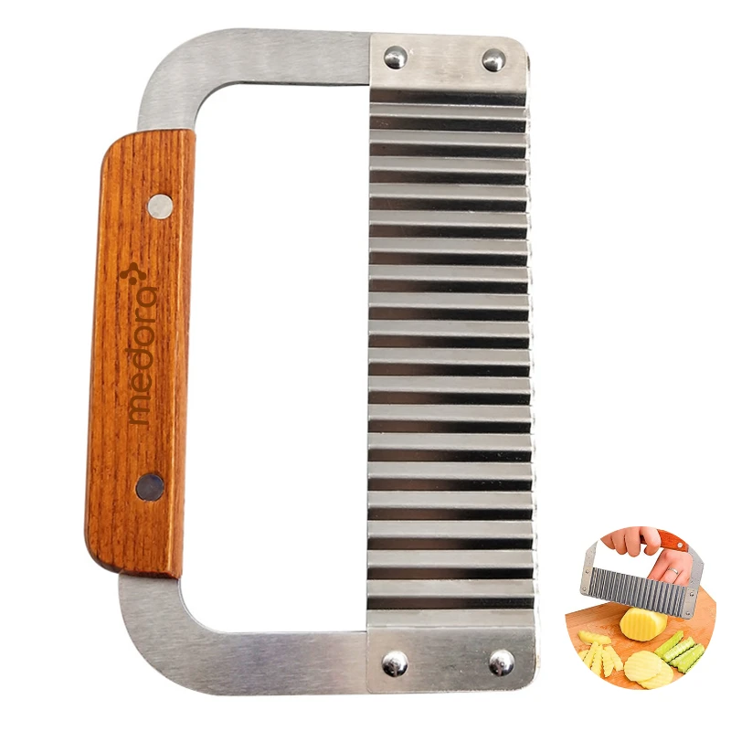 stainless steel crinkle cut knife with wooden handle