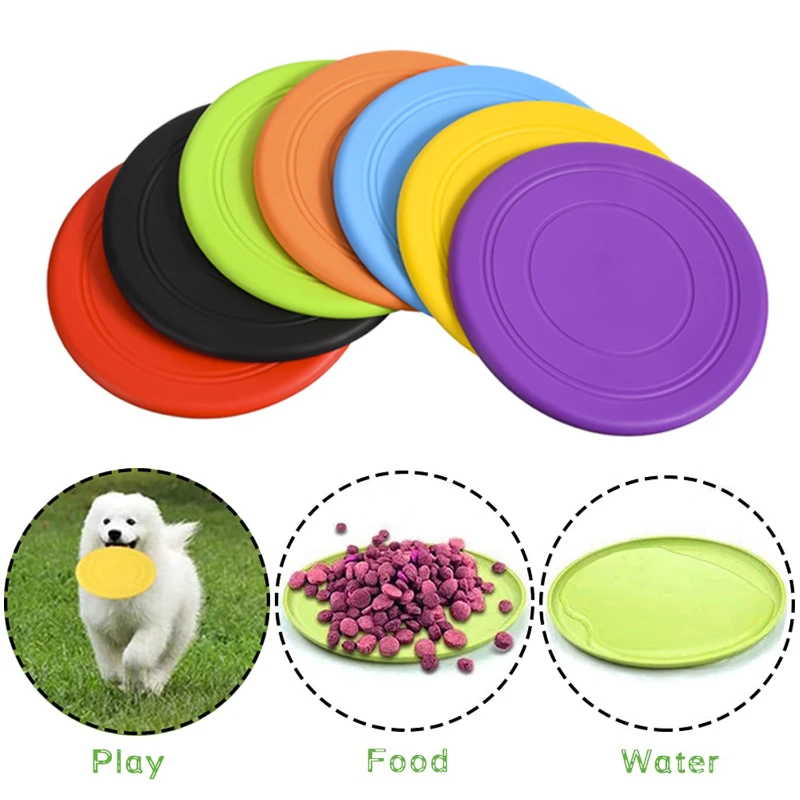 dogs flying disc